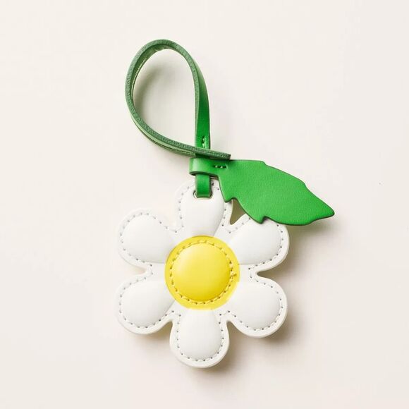Kate spade new york x Target White Daisy Bag Charm Keychain NWT FAST SHIP - Picture 4 of 4